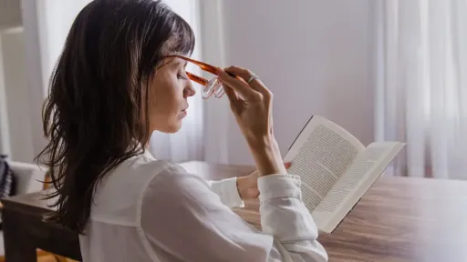 สายตายาวผู้สูงอายุ ( Presbyopia )