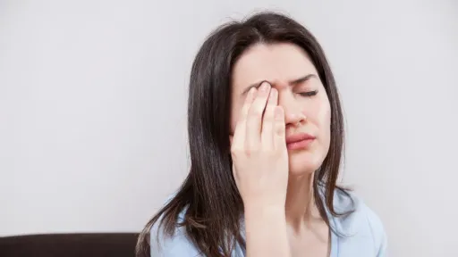 อาการตาล้าเกิดจากอะไร อันตรายไหม