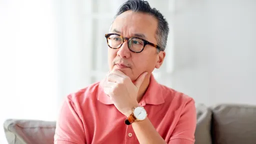 เรื่องควรรู้ ก่อนตัดแว่นโปรเกรสซีฟ