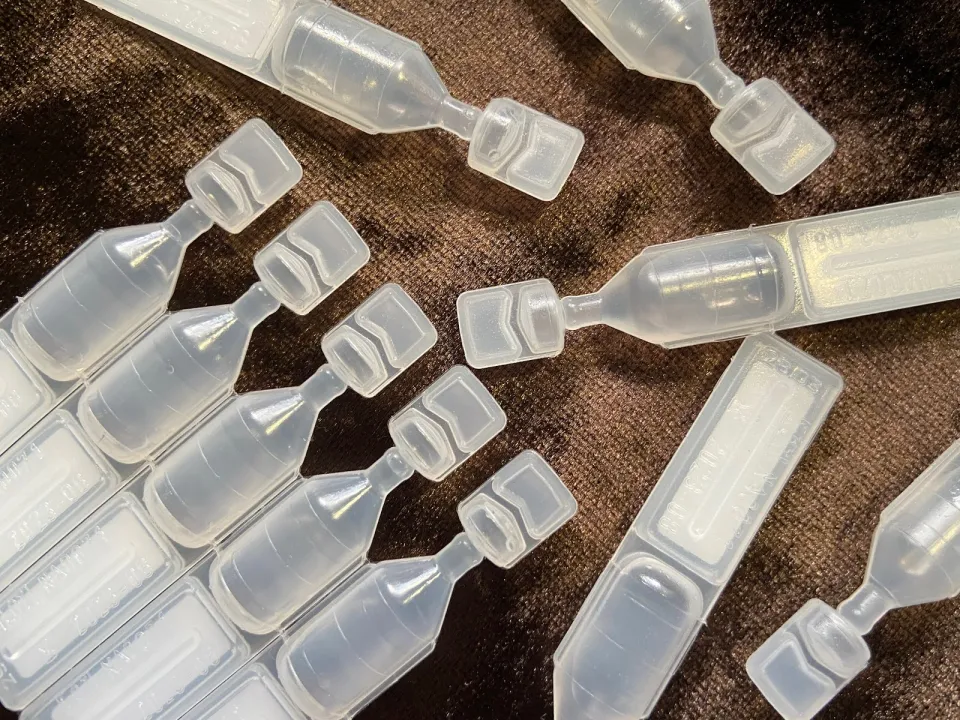 น้ำตาเทียม แบบหลอด